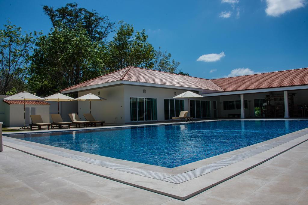 Villa Tha Maphrao Pa Khlok Exterior photo